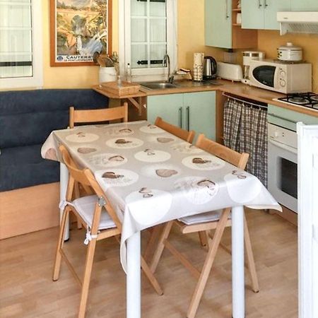 Bungalow Paisible A Каутерец Екстериор снимка